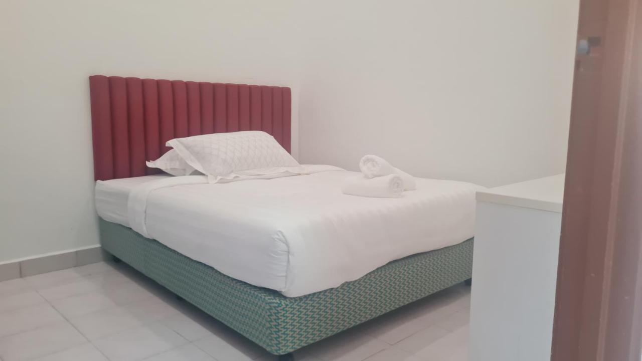 Anjung Klia House 31 With Neflix Villa Banting  Exterior photo